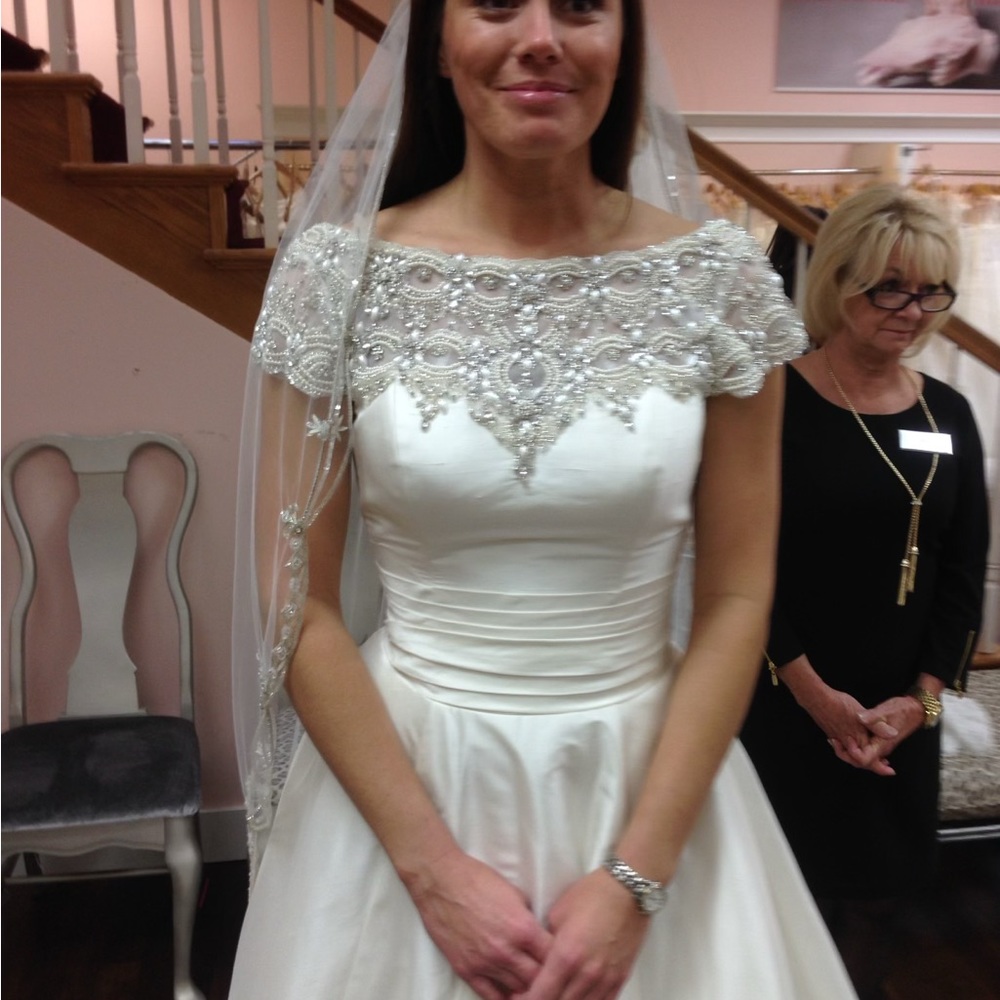 Justin Alexander Wedding Dress (9770) NEVER WORN OR ALTERED - Picture 8 of 12